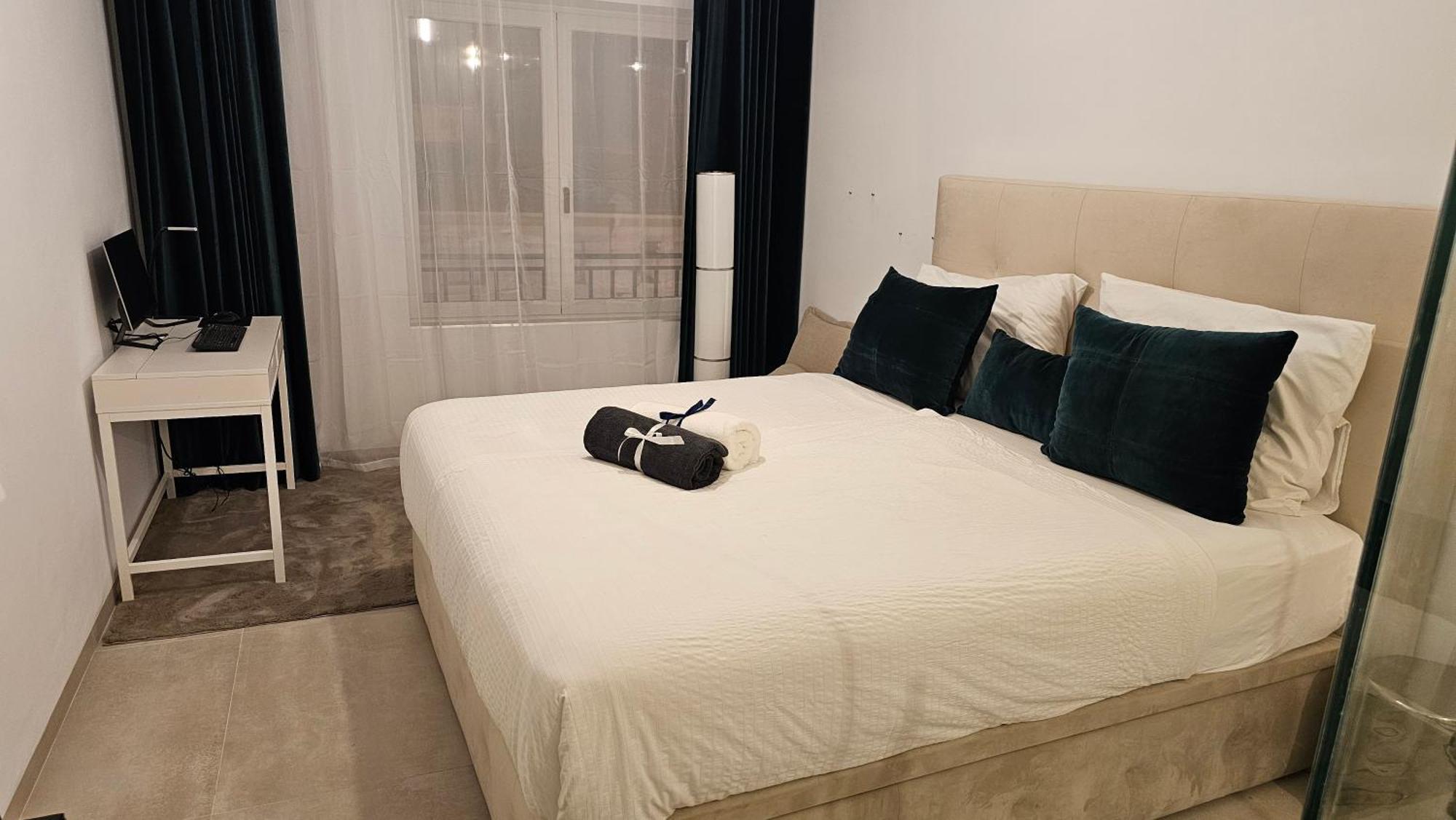 Ferienwohnung Oasis Jacuzzi Retreat Marbella Exterior foto